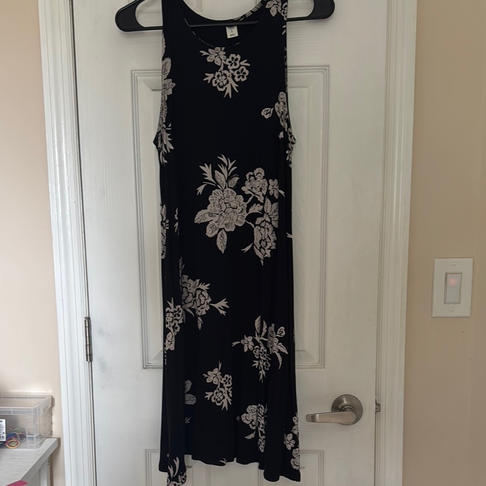 Old Navy Black and Silver Halter Midi Sundress